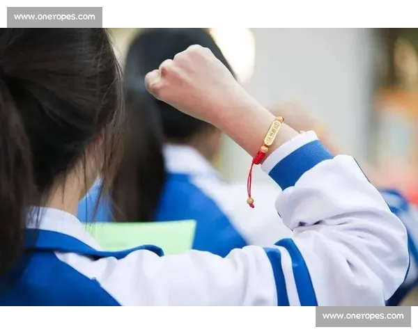 鏖战终场逆转定乾坤主队顽强取胜点燃赛季希望关键一役全场沸腾写下经典 - 副本 - 副本 (2) 鏖战终场逆转定乾坤主队顽强取胜点燃赛季希望关键一役全场沸腾写下经典 - 副本 - 副本 (2)